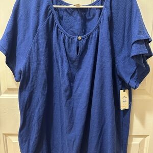 T-shirt con davanti doppio, scollo a V e mezze maniche | T-shirt | Maglie